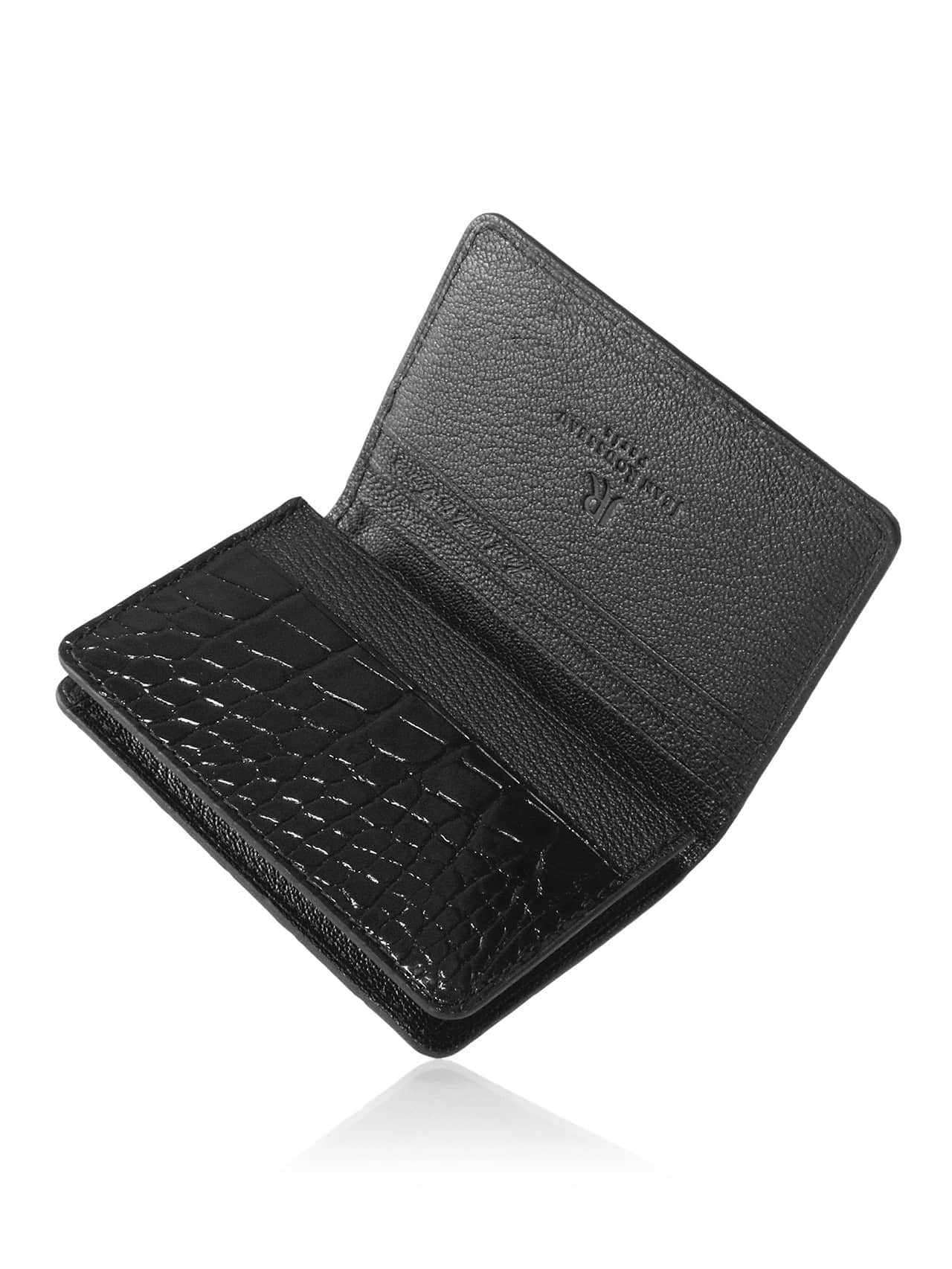 Discover our selection of leather goods (wallet, card holder, iphone case, purse) made in France