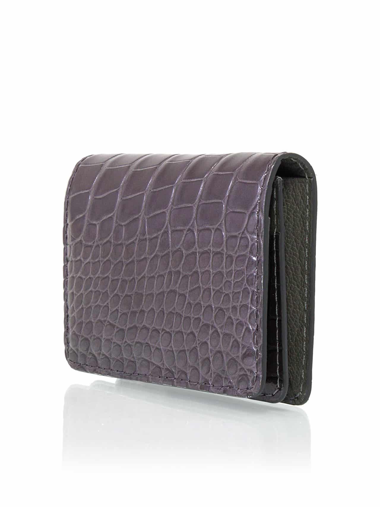 Discover our selection of leather goods (wallet, card holder, iphone case, purse) made in France