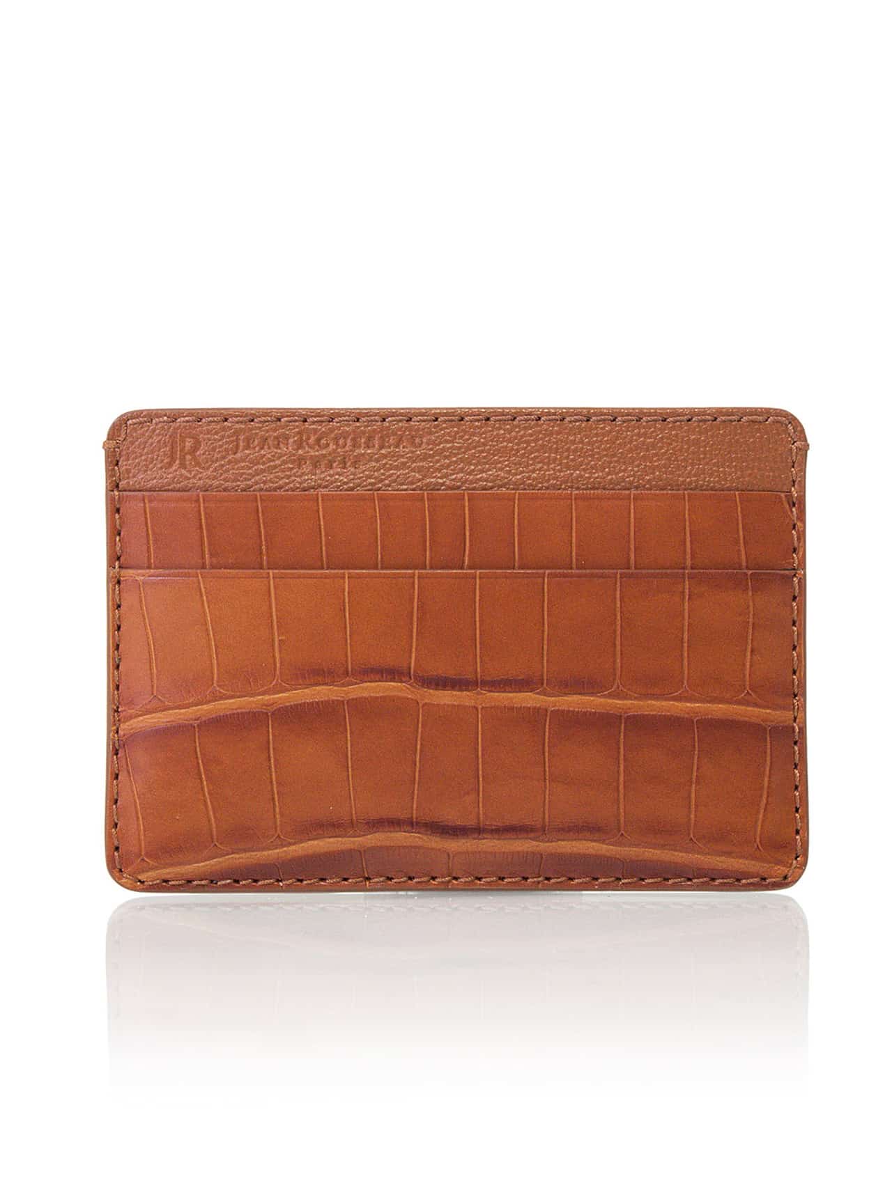 Discover our selection of leather goods (wallet, card holder, iphone case, purse) made in France
