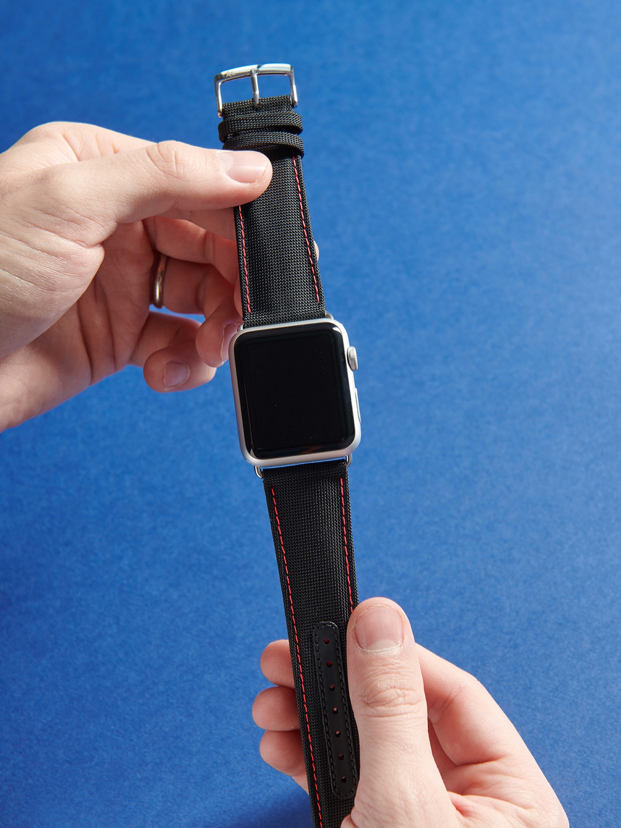 black watch strap apple